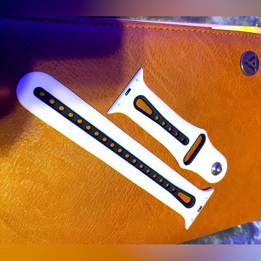 Sporty Apple iWatch Bands, two-toned 40mm-44mm.